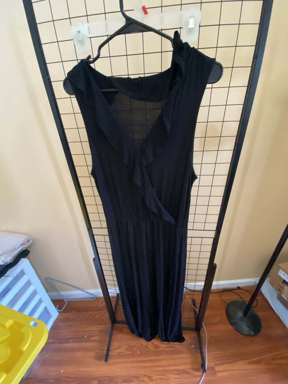 Apt. 9 Black Sleeveless Ruffle V-Neck Maxi Dress Size L